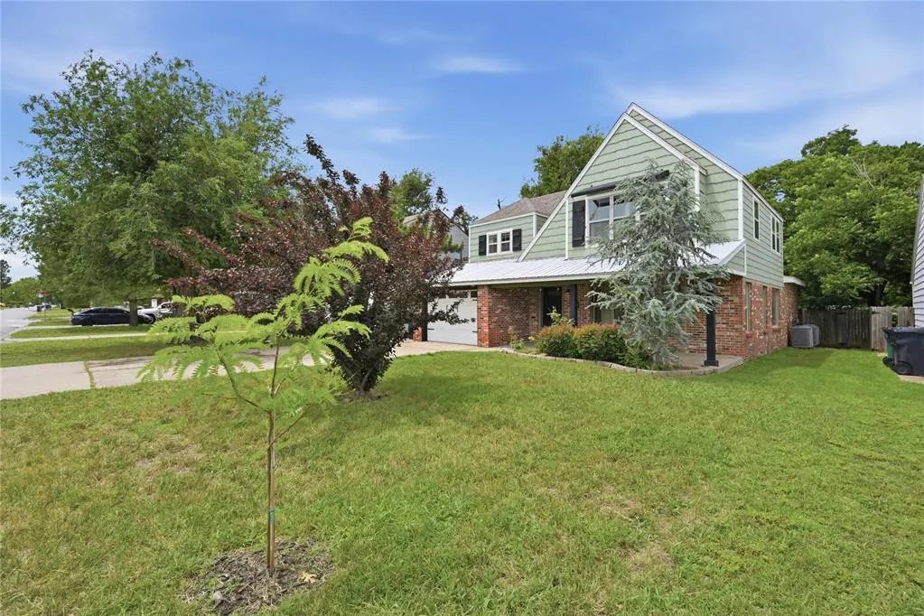 Photo 4 — 2425 NW 17th Street, Oklahoma City, OK 73107