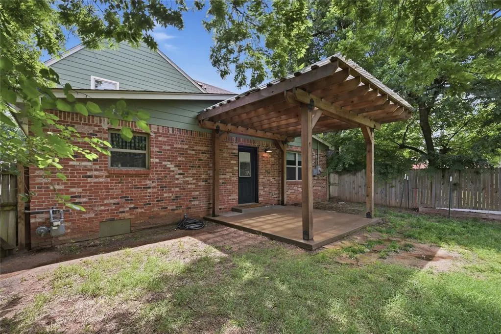 Photo 33 — 2425 NW 17th Street, Oklahoma City, OK 73107