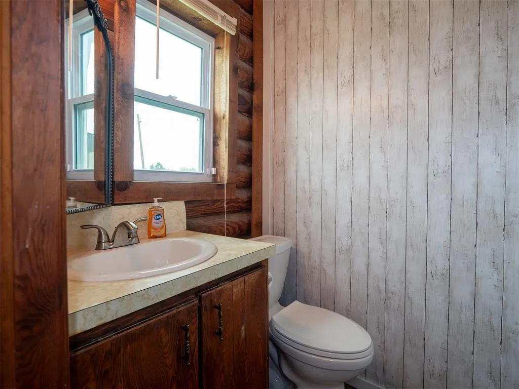 Photo 23 — 990574 S Highway 177, Meeker, OK 74855