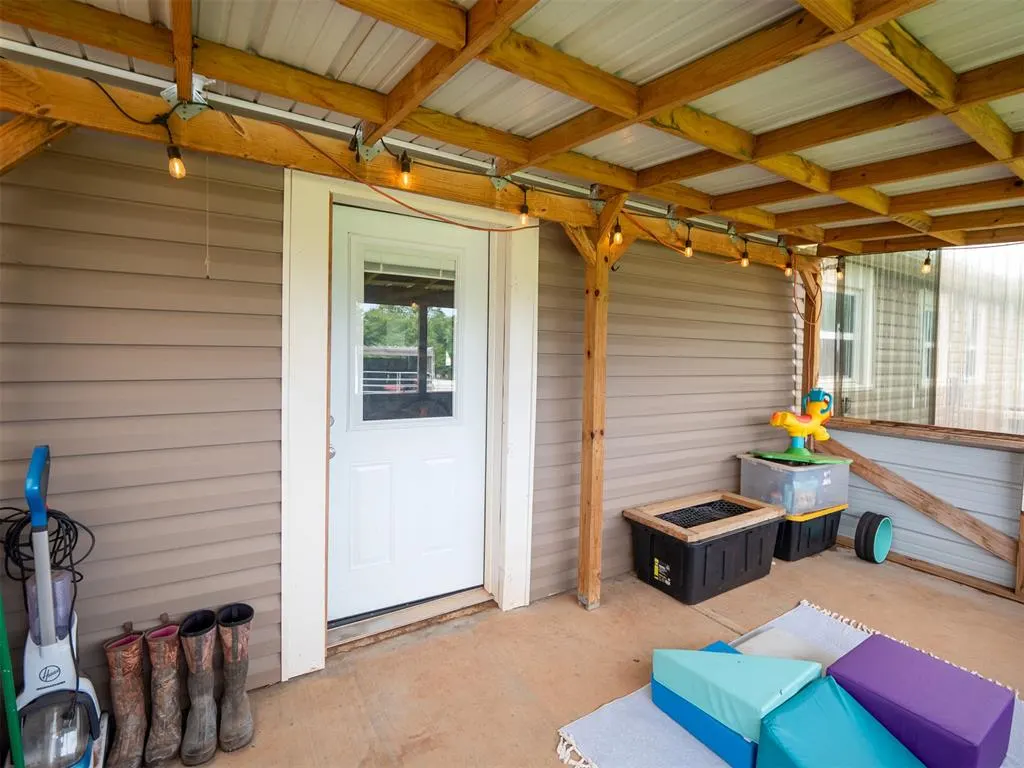 Photo 32 — 990574 S Highway 177, Meeker, OK 74855