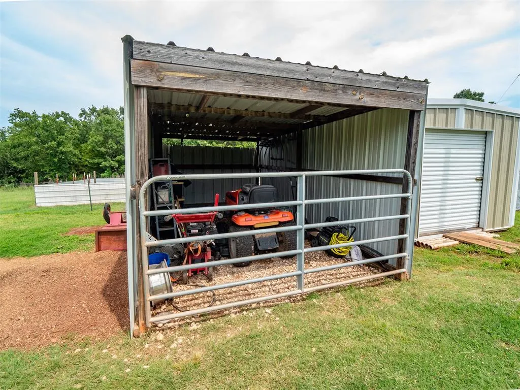 Photo 42 — 990574 S Highway 177, Meeker, OK 74855