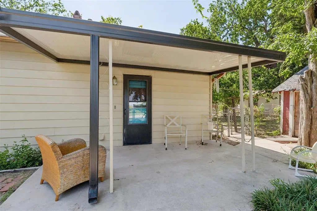Photo 3 — 829 E Frank Street, Norman, OK 73071