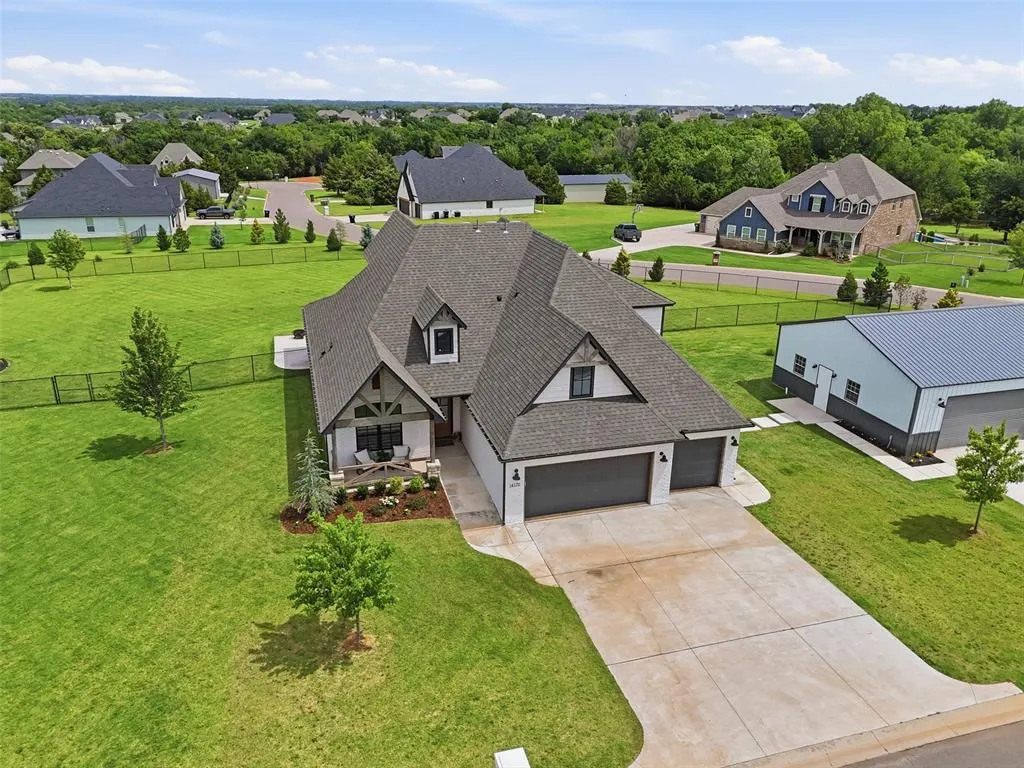 Photo 4 — 14170 Fox Lair Lane, Edmond, OK 73025