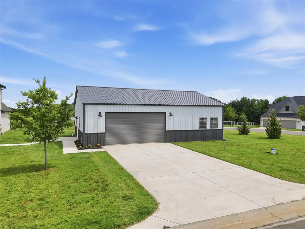 Photo 39 — 14170 Fox Lair Lane, Edmond, OK 73025