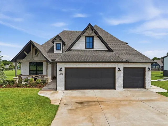 Photo 2 — 14170 Fox Lair Lane, Edmond, OK 73025