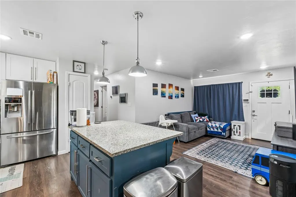 Photo 12 — 631 SW 3rd Street, Moore, OK 73160