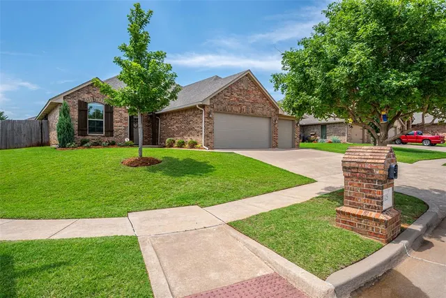 Front exterior — 11428 NW 132nd Terrace, Piedmont, OK 73078