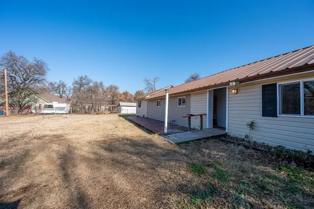 Photo 3 — 520 S Friendly Road, Oklahoma City, OK 73130