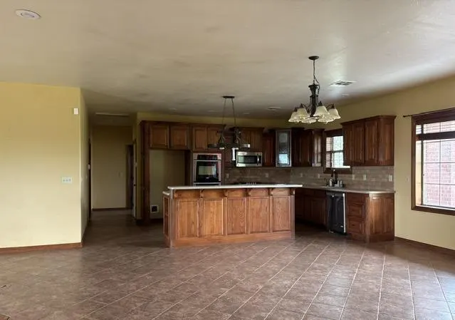 Photo 10 — 10748 N 1990 Road, Elk City, OK 73644