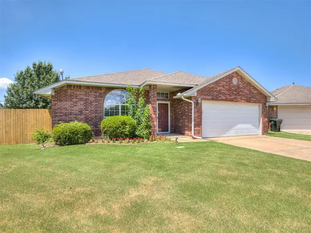 Photo 2 — 1600 Hazelwood Drive, Norman, OK 73071