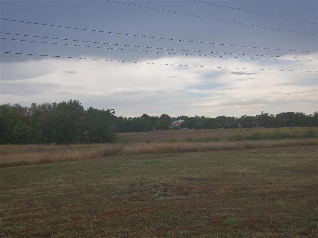 Photo 12 — 210 E Date Street, Okemah, OK 74859