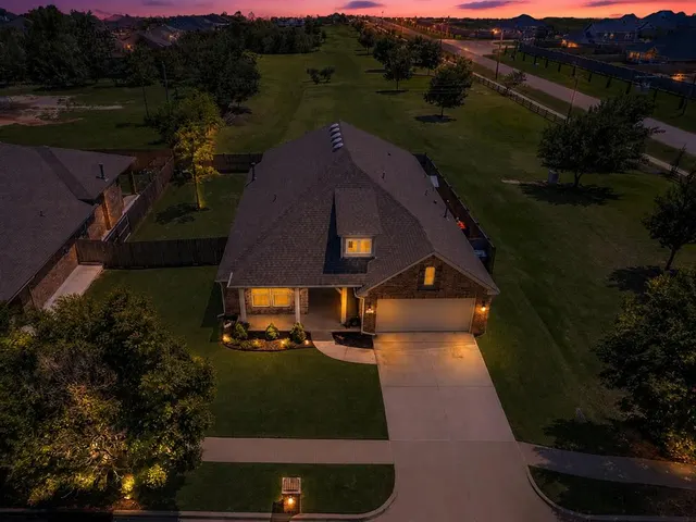 Photo 2 — 1640 SW 159th Street, Oklahoma City, OK 73170