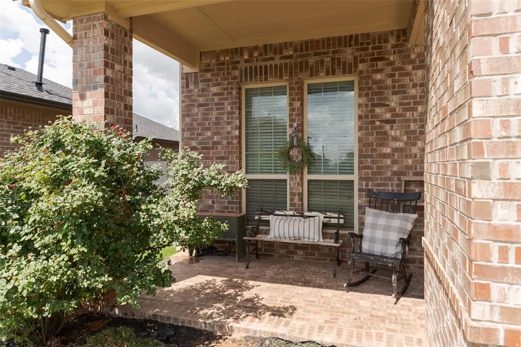 Photo 2 — 3609 Sadie Drive, Yukon, OK 73099