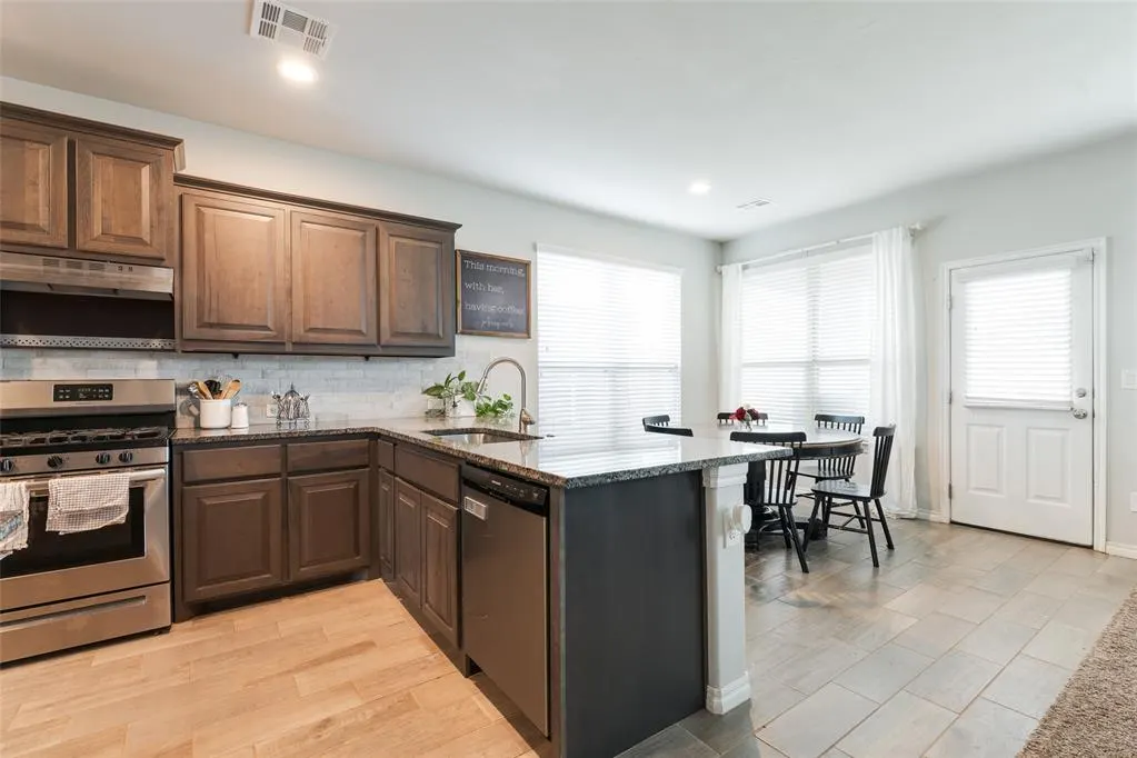 Photo 13 — 3609 Sadie Drive, Yukon, OK 73099