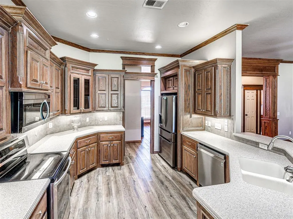 Photo 20 — 1113 Cedar Crossing, Choctaw, OK 73020