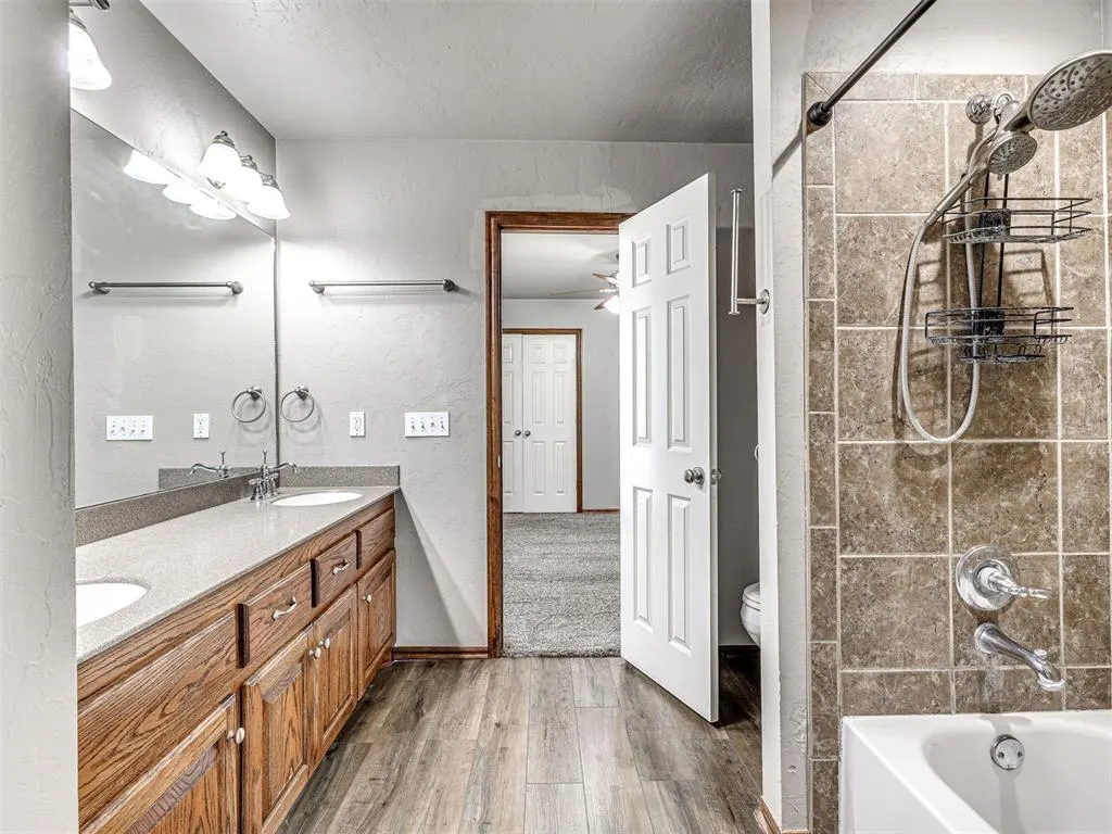 Photo 37 — 1113 Cedar Crossing, Choctaw, OK 73020