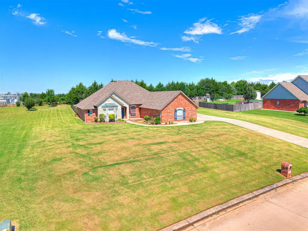 Photo 44 — 1113 Cedar Crossing, Choctaw, OK 73020