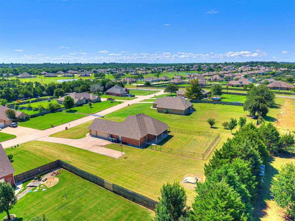 Photo 46 — 1113 Cedar Crossing, Choctaw, OK 73020