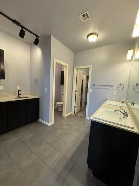 Photo 18 — 541 S Fretz Avenue, Edmond, OK 73003