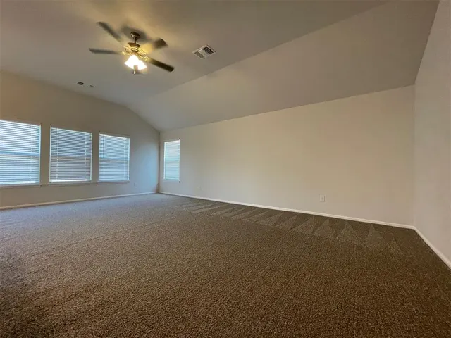 Photo 2 — 17629 Nantucket Avenue, Edmond, OK 73012
