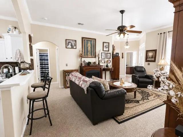 Photo 4 — 8213 Woodbend Drive, Oklahoma City, OK 73135