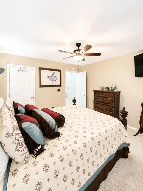 Photo 21 — 8213 Woodbend Drive, Oklahoma City, OK 73135