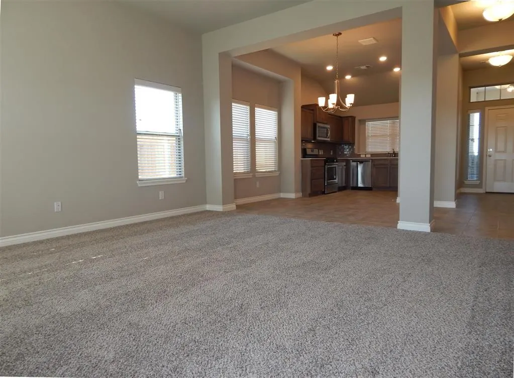Photo 3 — 15512 Caney Drive, Edmond, OK 73013