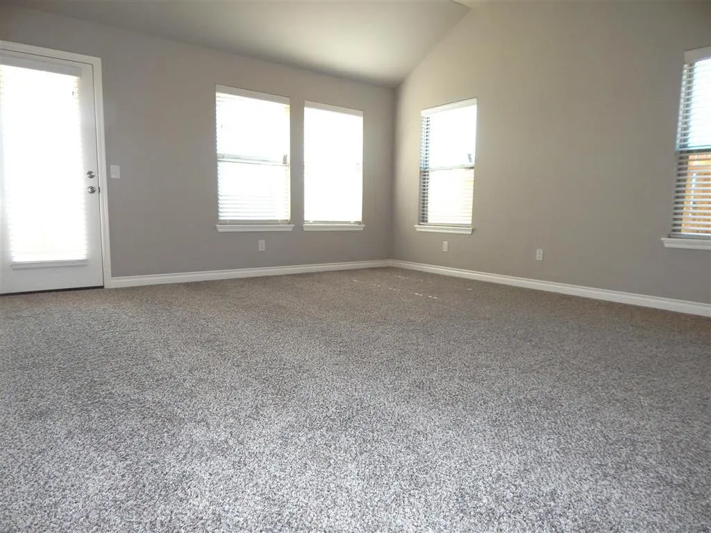 Photo 9 — 15512 Caney Drive, Edmond, OK 73013