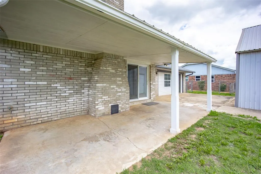 Photo 31 — 201 E Chicago Street, Shawnee, OK 74804