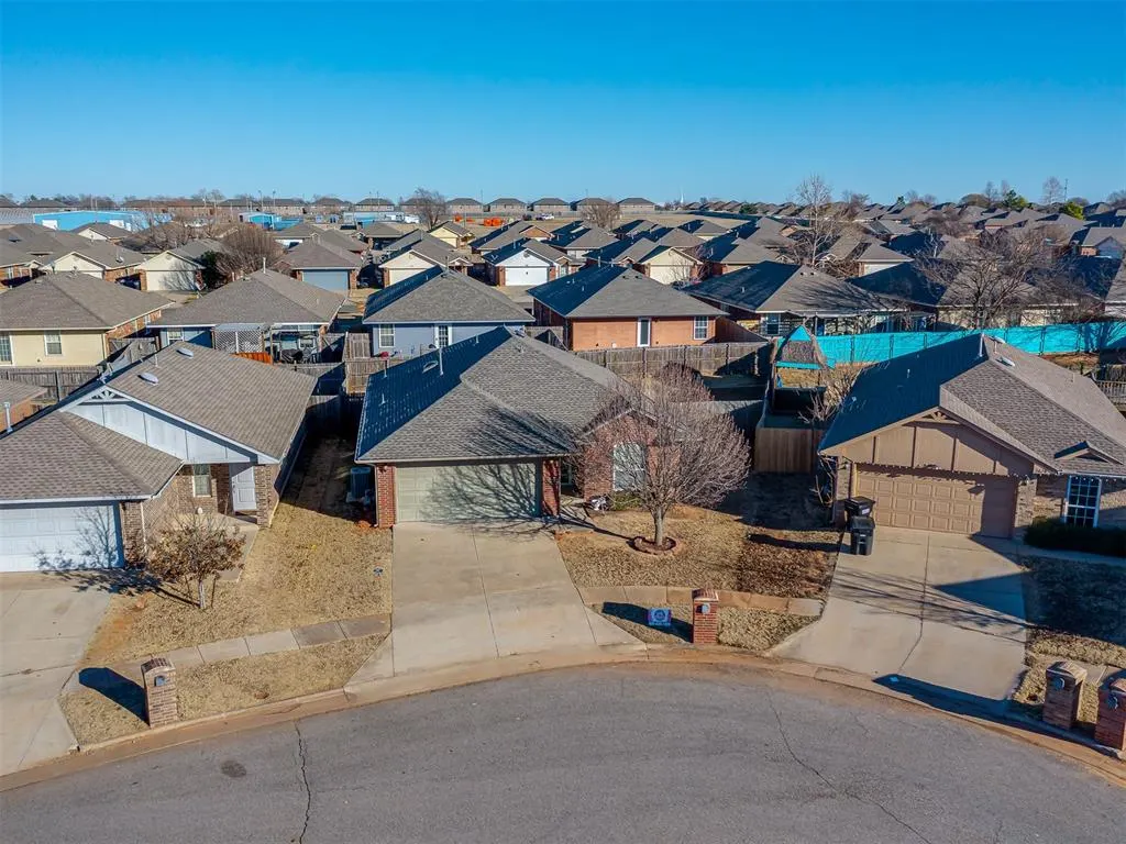 Photo 37 — 3624 Green Apple Place, Moore, OK 73160