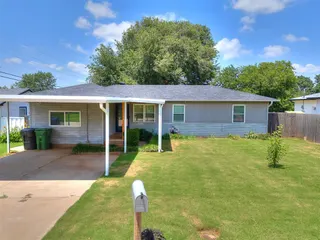 Sold home at 303 W Bass Avenue