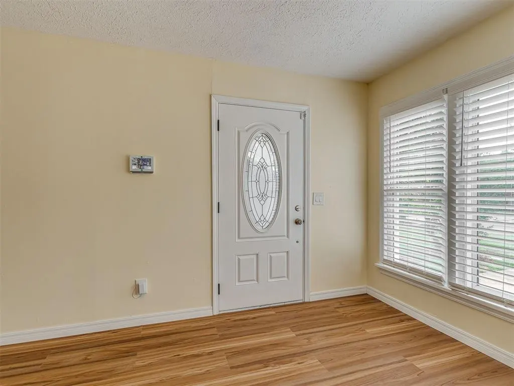 Photo 5 — 1151 NW 92nd Street, Oklahoma City, OK 73114