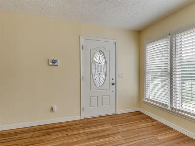 Photo 5 — 1151 NW 92nd Street, Oklahoma City, OK 73114