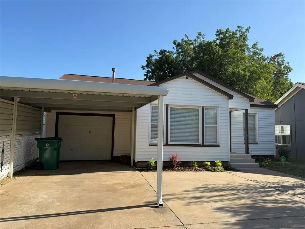 Photo 2 — 1151 NW 92nd Street, Oklahoma City, OK 73114