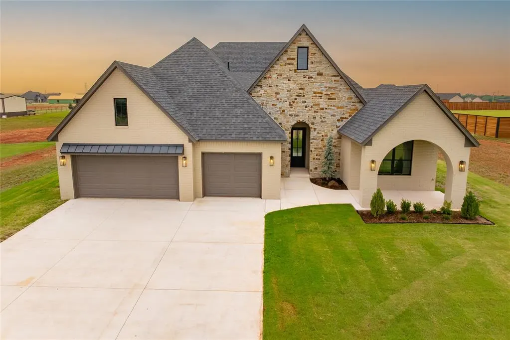 Photo 2 — 11440 Skyline View, Guthrie, OK 73044