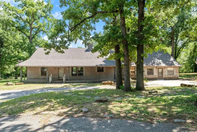 Photo 2 — 1600 E Covell Road, Edmond, OK 73034