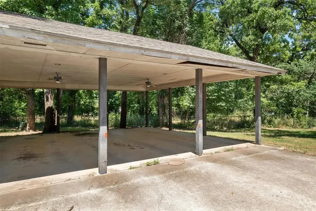 Photo 8 — 1600 E Covell Road, Edmond, OK 73034