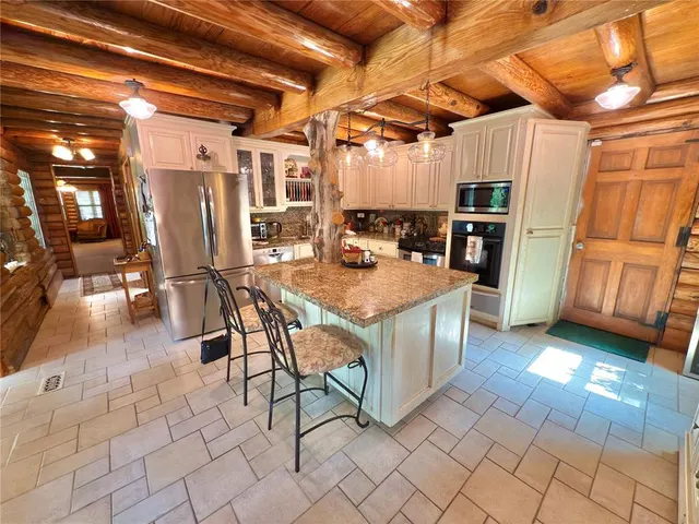 Photo 3 — 10813 S Peggy Lou Drive, Oklahoma City, OK 73165