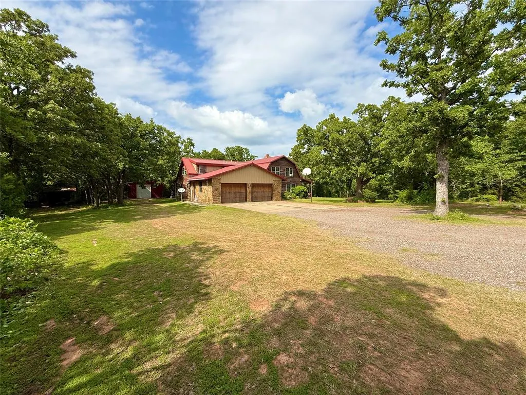 Photo 10 — 10813 S Peggy Lou Drive, Oklahoma City, OK 73165