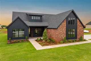 Sold home at 11480 Skyline View