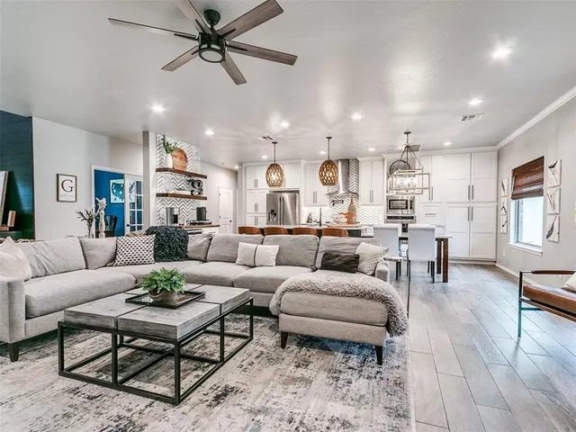 Photo 7 — 1164 Stone Point Circle, Edmond, OK 73034