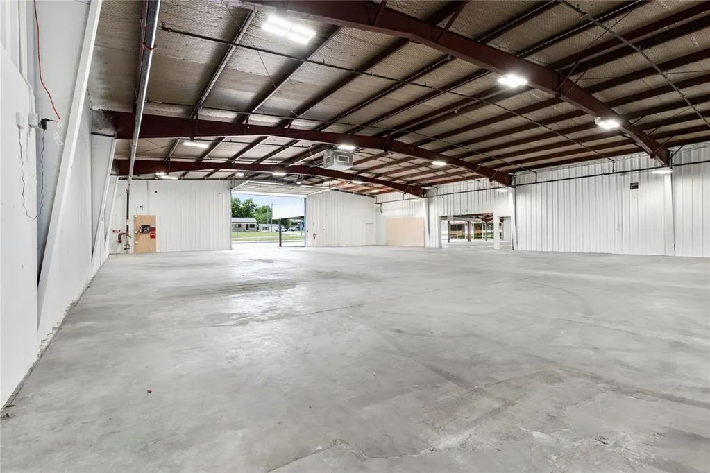 Photo 19 — 1511 W Broadway Street, Ardmore, OK 73401