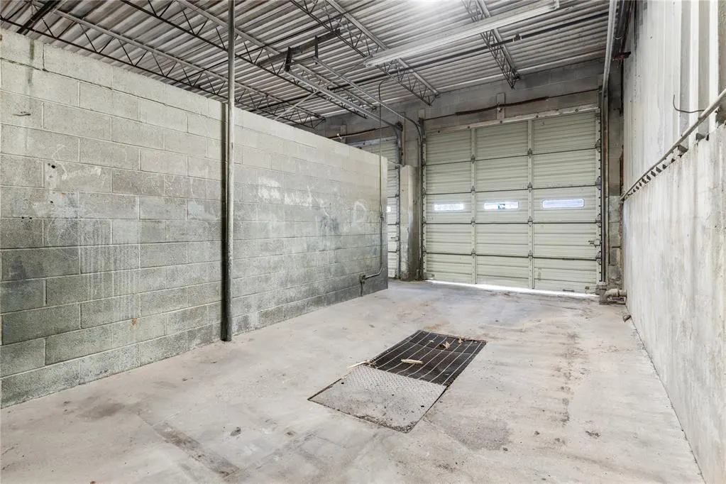 Photo 37 — 1511 W Broadway Street, Ardmore, OK 73401