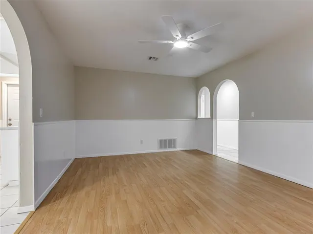 Photo 6 — 912 Meadowgreen Drive, Midwest City, OK 73110