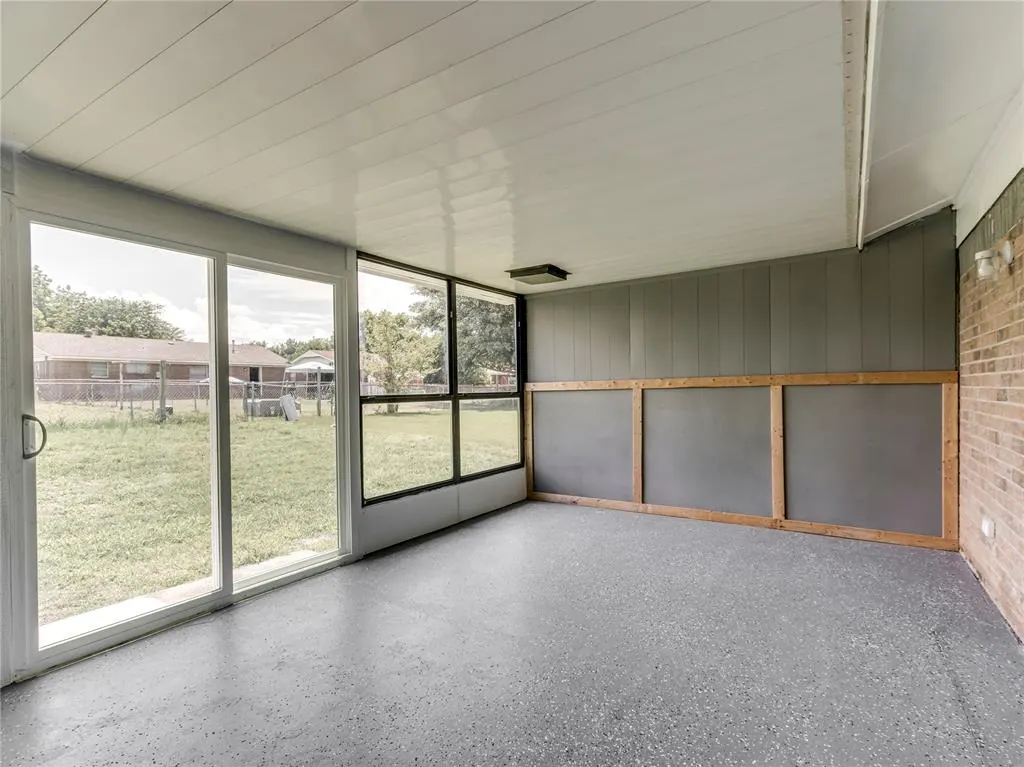 Photo 21 — 912 Meadowgreen Drive, Midwest City, OK 73110