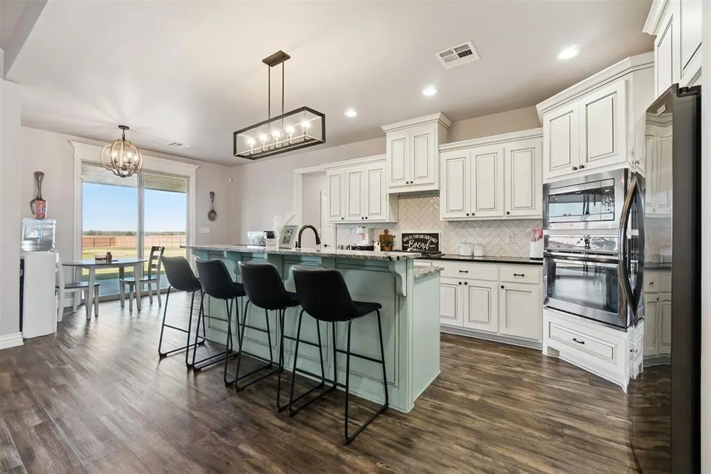 Photo 4 — 11564 Carefree Lane, Shawnee, OK 74804