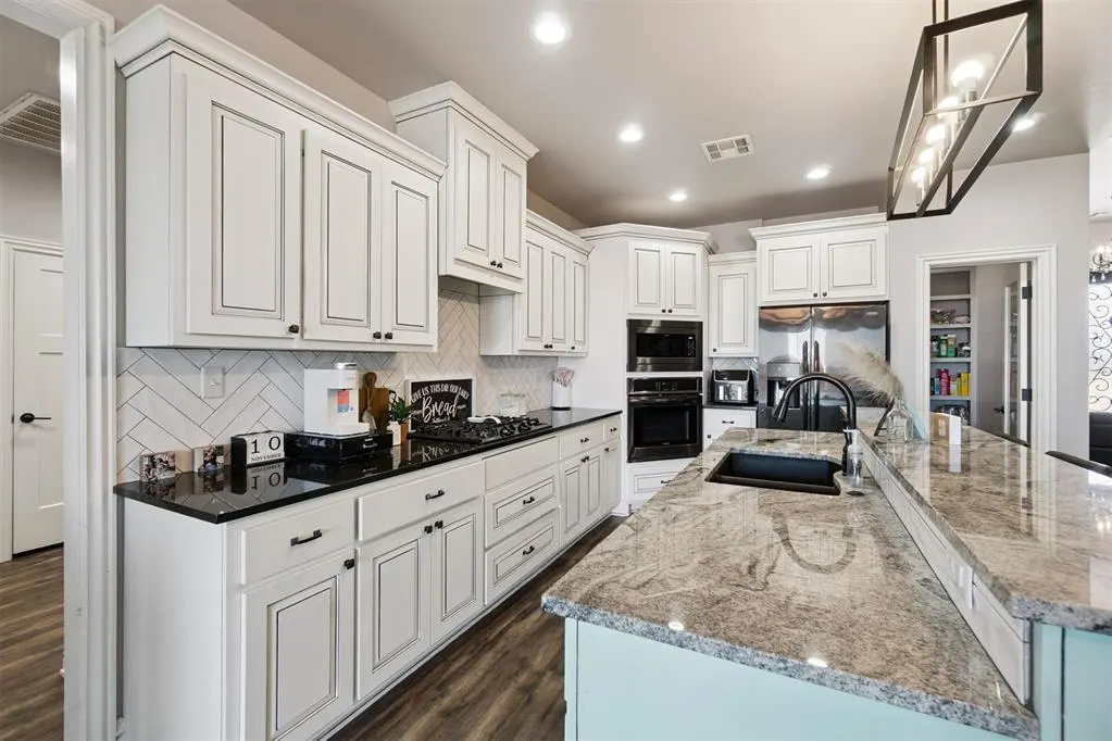 Photo 10 — 11564 Carefree Lane, Shawnee, OK 74804