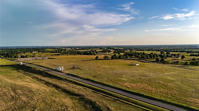 Photo 4 — 16965 Horse Avenue, Purcell, OK 73080