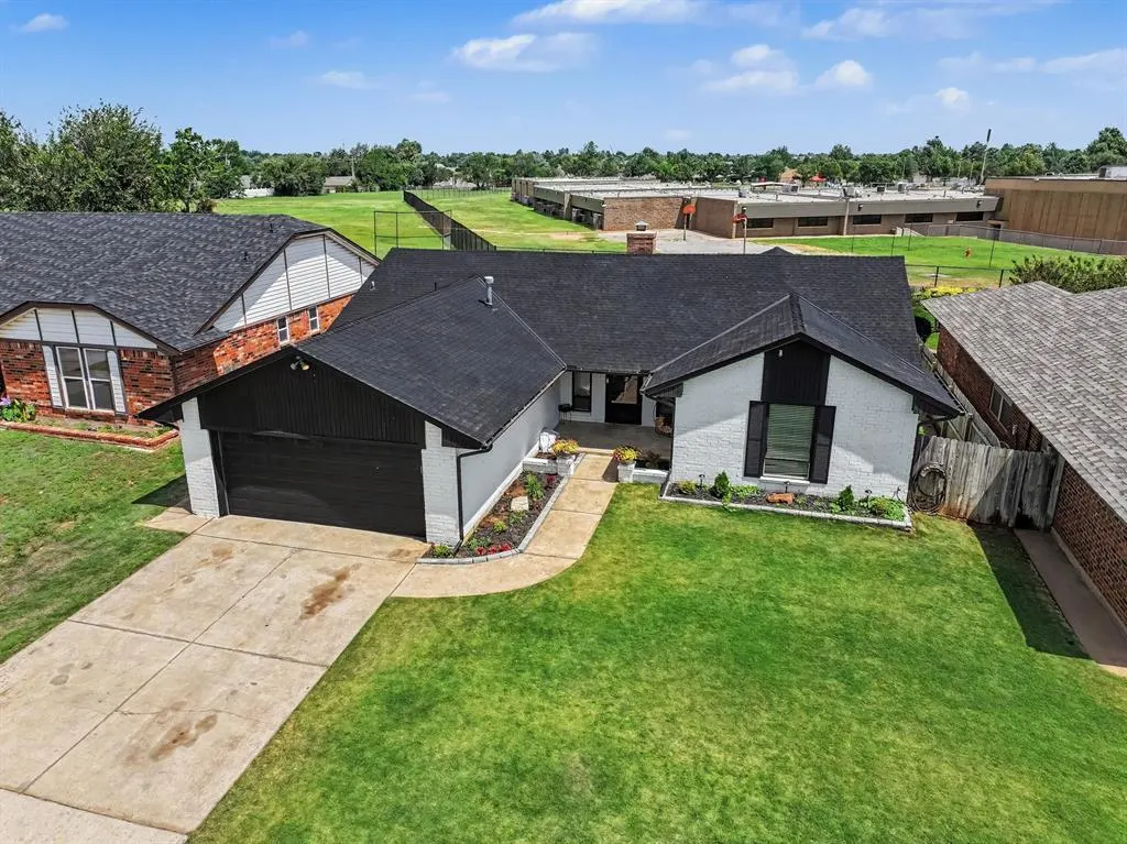 Photo 3 — 4925 SE 58th Street, Oklahoma City, OK 73135