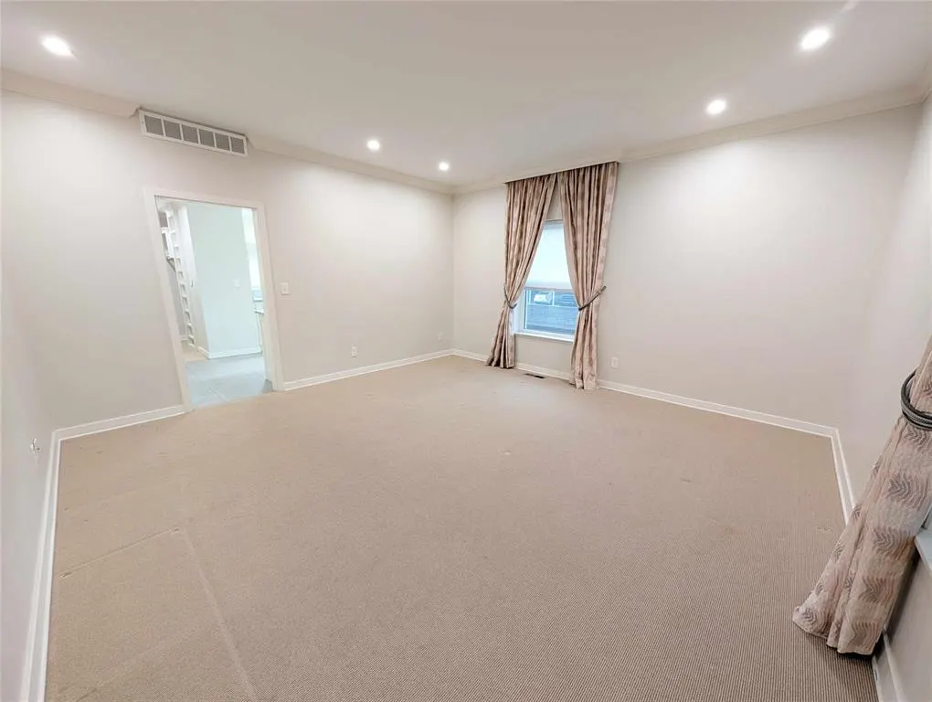 Photo 10 — 1114 Sherwood Lane B1, Oklahoma City, OK 73116